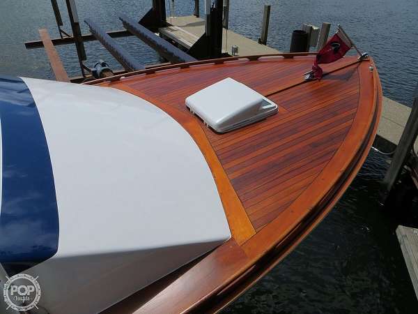 classic-runabout-boat-for-sale-in-gibraltar-mi