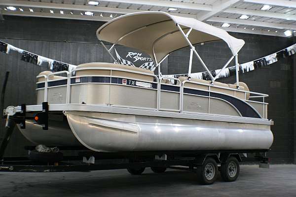 bennington-boat-for-sale-in-mcqueeney-tx