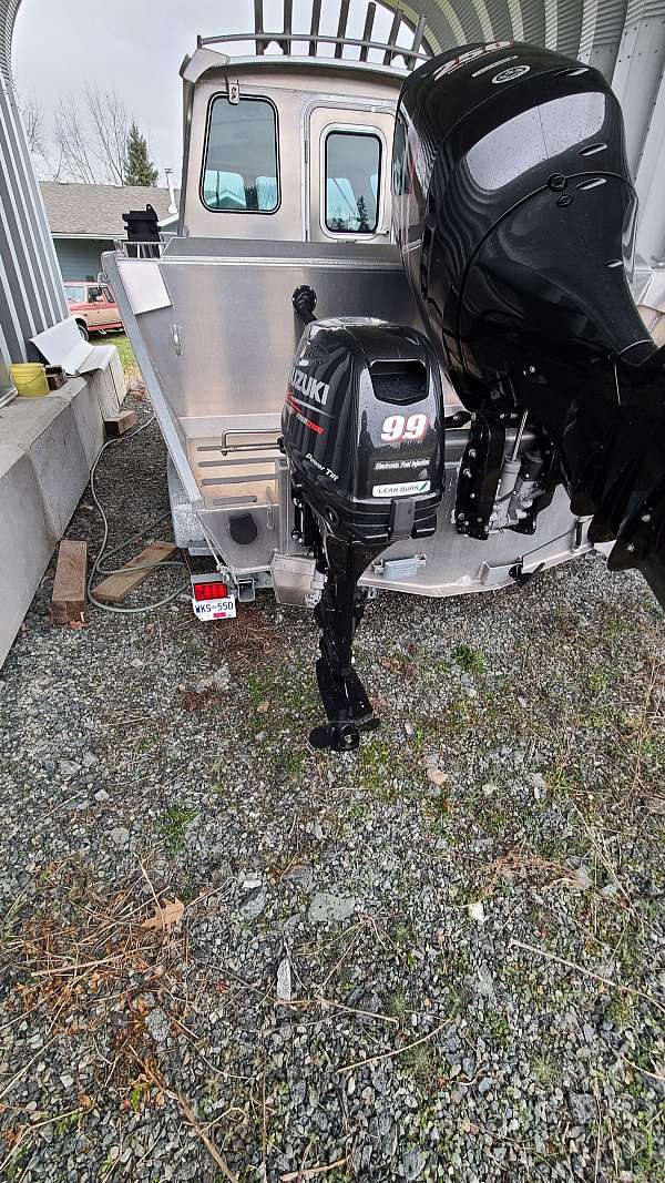 boat-for-sale-with-a-gasoline-engine-in-cowichan-bay-bc