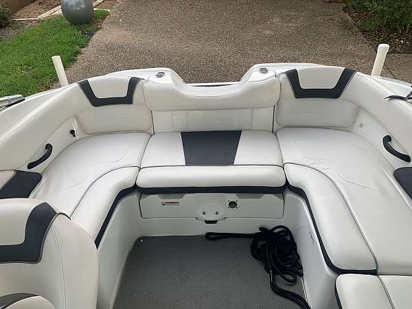 boat-for-sale-with-a-gasoline-engine-gps-navigation-in-austin-tx