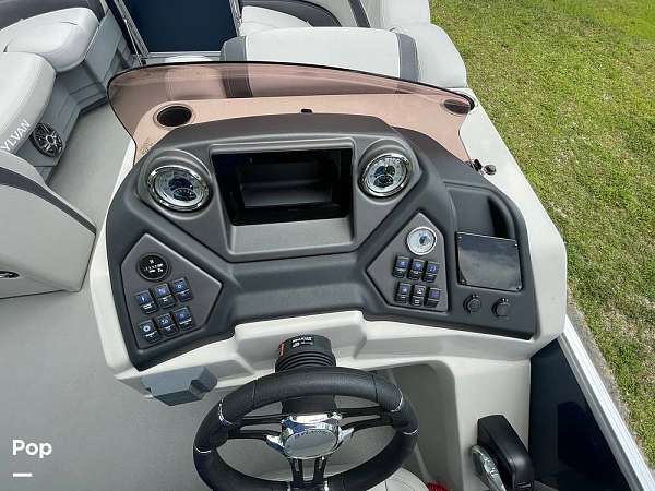 Gallery Image #9